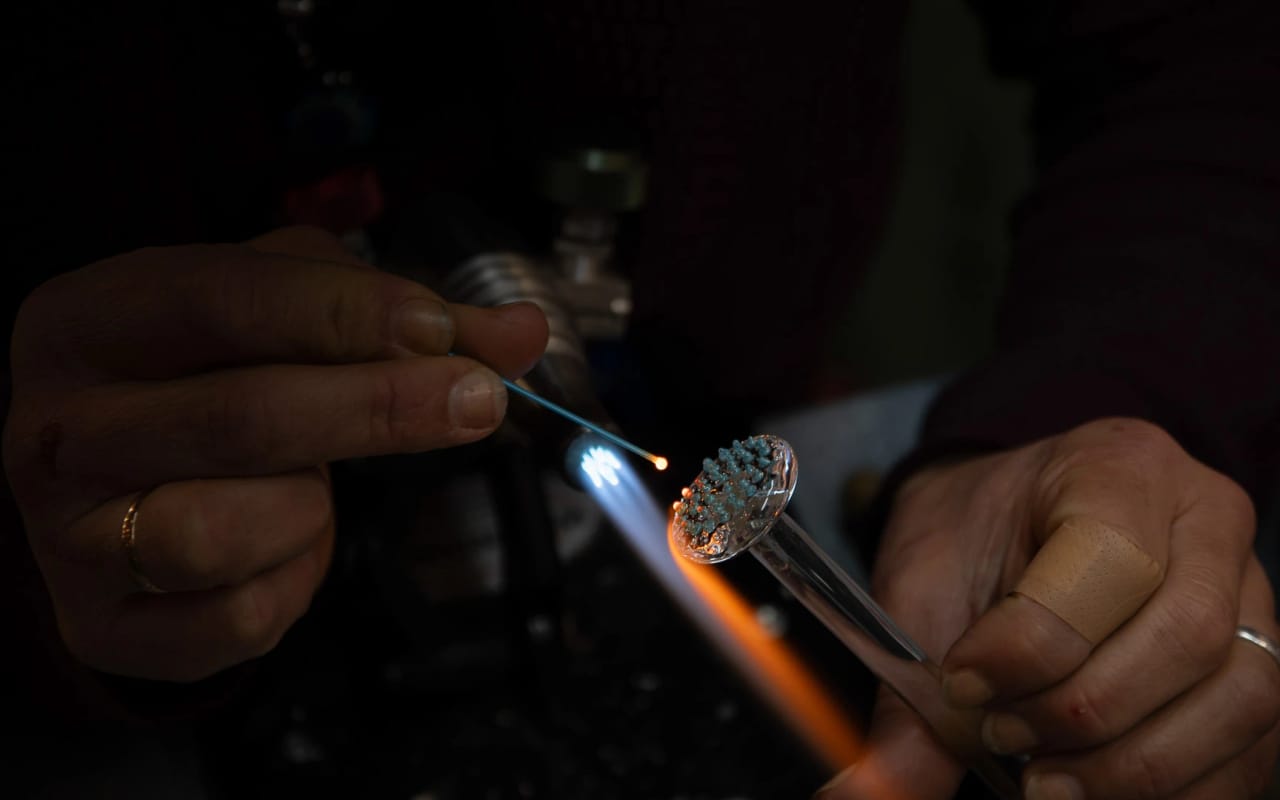 Reportage métier, Gwenaëlle Le Polles artisane fileuse de verre